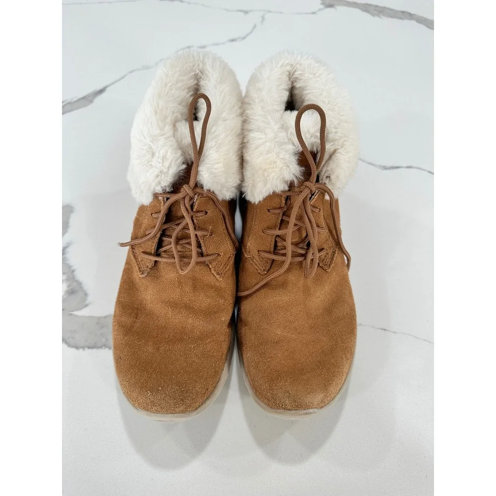 Skechers On-the-GO Joy Women 7 Chestnut Suede Faux Fur‎ Lace Up Boots
